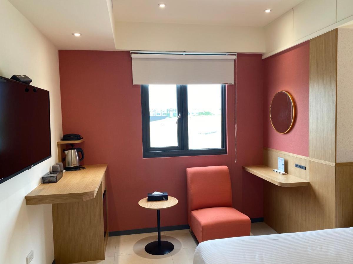 Fu Kuang Hotel Pingtung Dış mekan fotoğraf